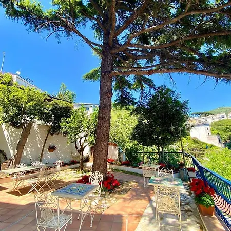 アパートホテル Giordano Sea View Amalfi Coast Vietri