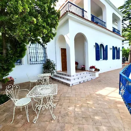 Giordano Sea View Amalfi Coast アパートホテル