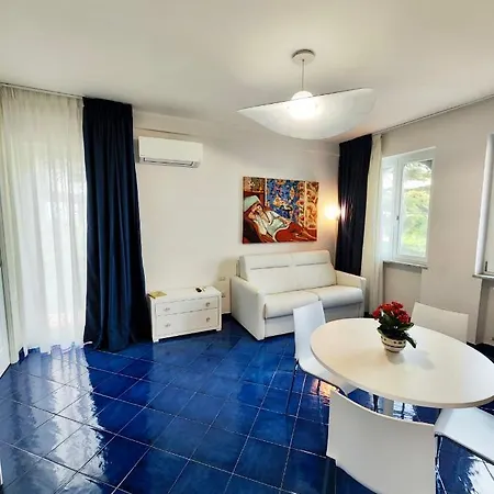 Giordano Sea View Amalfi Coast Aparthotel Vietri sul Mare