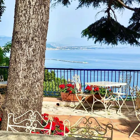 Giordano Sea View Amalfi Coast Aparthotel Vietri sul Mare