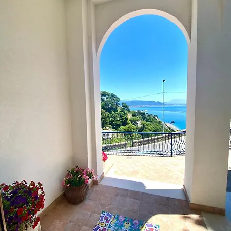 アパートホテル Giordano Sea View Amalfi Coast Vietri