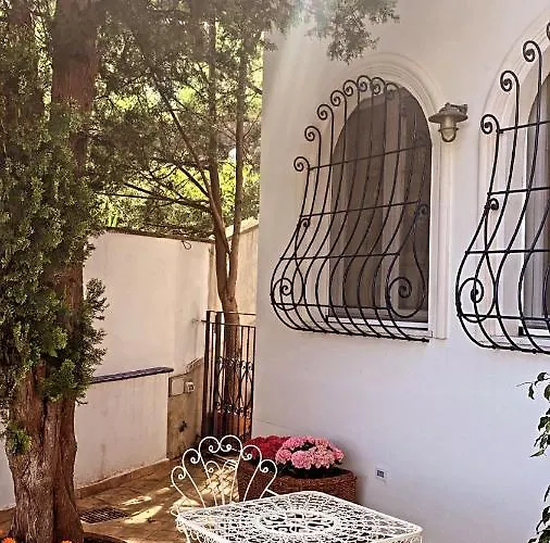 מלון דירות Giordano Sea View Amalfi Coast 3*